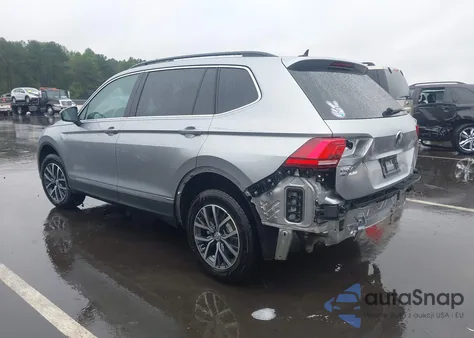 2020 Volkswagen Tiguan 2.0T Se/2.0T Se R-Line Black/2.0T Sel z USA, uszkodzony, nr VIN 3VV3B7AX5LM031985